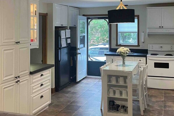 Private kitchen - Chalet 4 Saisons à Louer (Fossambault-sur-le-Lac)