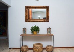 Interior - Impeccable 3 bed family House in  Johannesburg, 6km away from Sandton (Randburg)