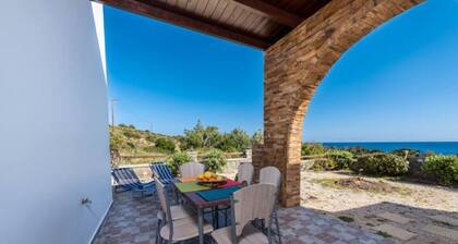 VILA KIOTARI FORMER VILA AVRA