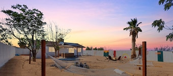 The Green Palm 1 Bed · Pool, Hot Tub, PetFriendly