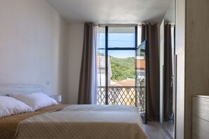 3 室のベッドルーム、WiFi、ベッドシーツ