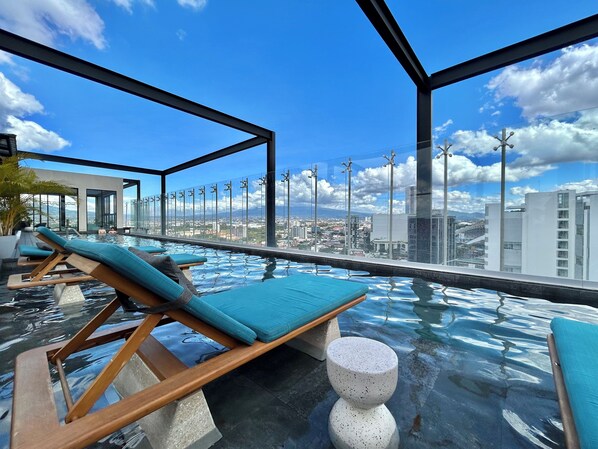 Spa - COZU STUDIO, walk distance LA SABANA CENTRAL PARK (Rohrmoser)