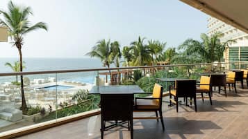 Breakfast, lunch, dinner served; French cuisine