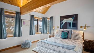 6 bedrooms, iron/ironing board, travel cot, free WiFi