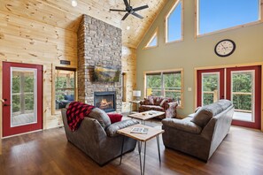 Cabin, 5 phòng ngủ | Khu phòng khách