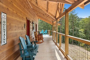 Cabin, 5 phòng ngủ | Ban công