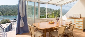 Nice home in Rogoznica with WiFi