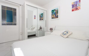 3 chambres, lit de bébé portatif, accès au Wi-Fi (inclus)