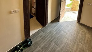 舒适双床房 | 遮光窗帘、隔音、熨斗/熨衣板、免费 WiFi