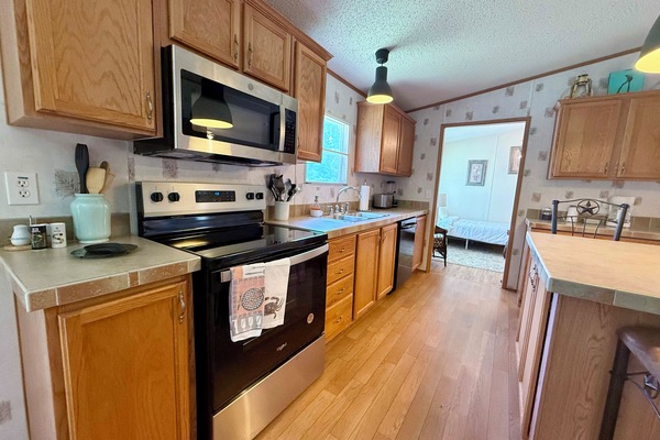 Refrigerador, microondas, horno, placa de cocina