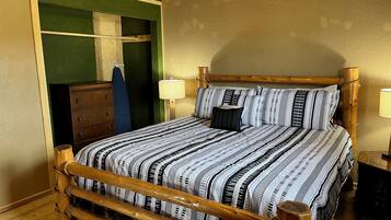 2 bedrooms, iron/ironing board, bed sheets