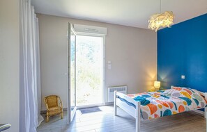 2 chambres, lit parapluie, Wi-Fi gratuit, draps fournis