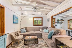 TV, DVD-spiller og filmbibliotek