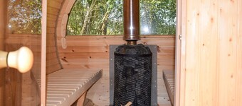 Awesome home in Wejdyki with sauna