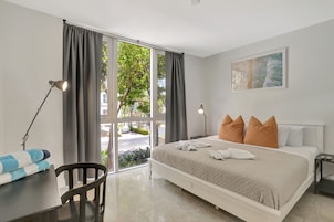 Condo luxo | 3 quartos, espaço de trabalho para notebook, cortinas blackout