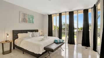 3 bedrooms, laptop workspace, blackout curtains, iron/ironing board