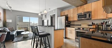 Fridge, microwave, oven, stovetop