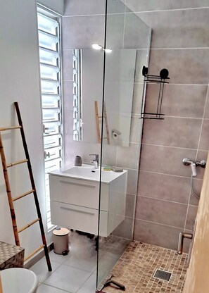 Handtücher, Toilettenpapier