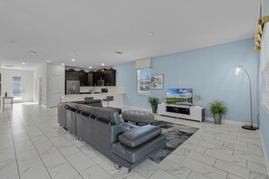 Fernseher, Stereoanlage