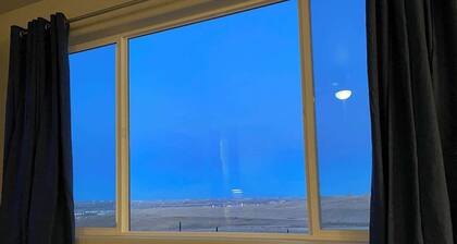 Amazing View, Executive, Family-Friendly House!