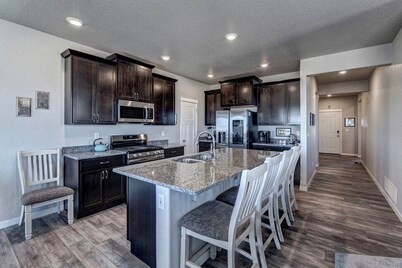Amazing View, Executive, Family-Friendly House