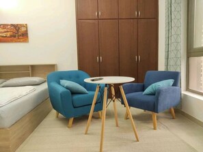 Interior - Beautiful, Central Studio With Open & Partial Sea View (Dubai)