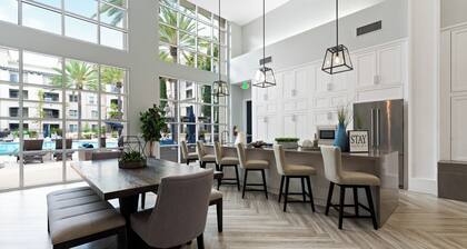 3 Bed, 2 Bath 1340 sq/ft Luxury Condo in Irvine