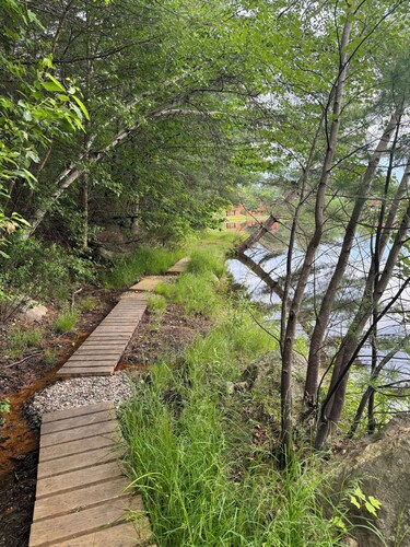 You want an adventure? Come stay near Loon Mt., great hiking, biking & skiing.