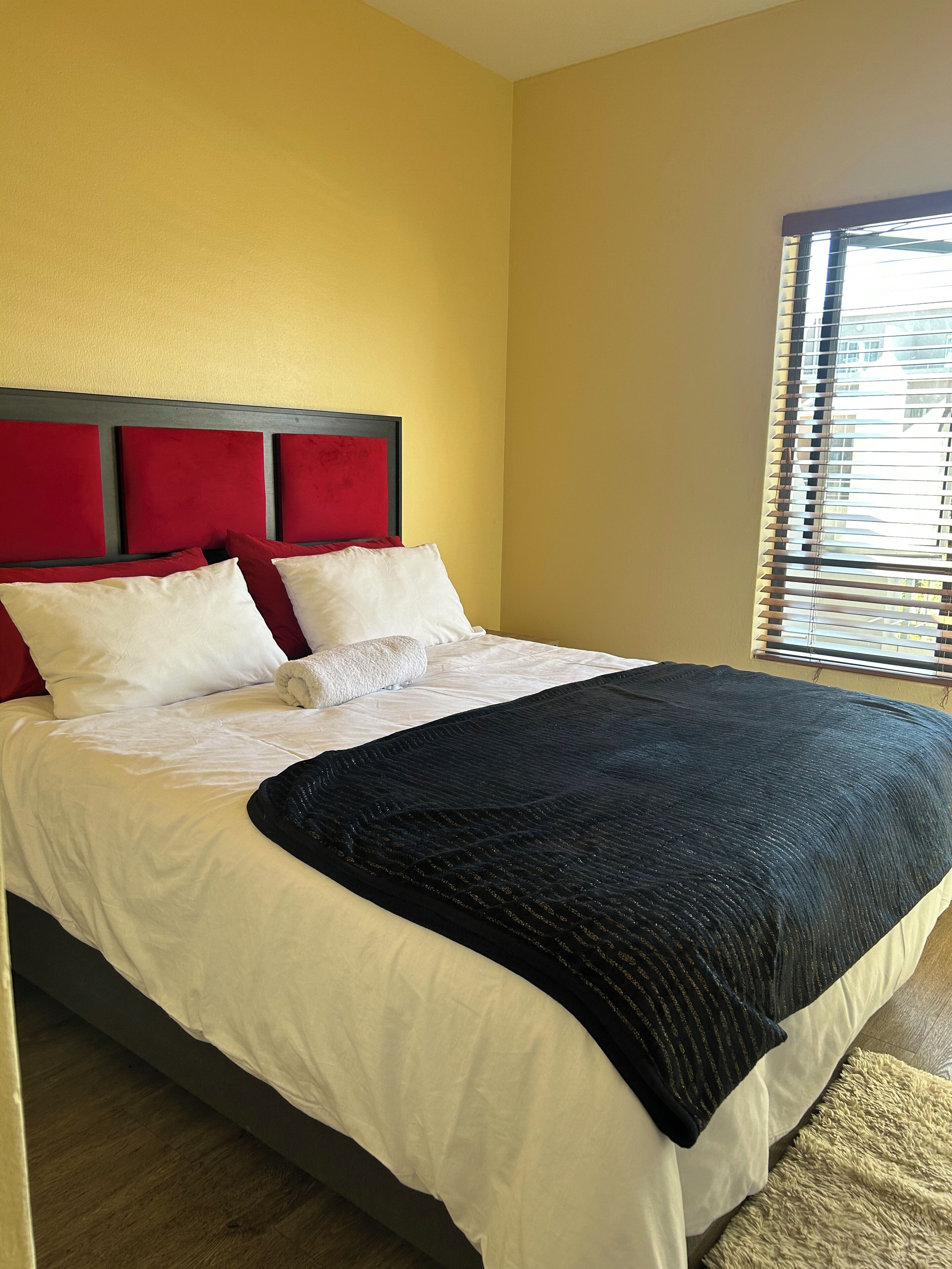 2 Schlafzimmer, Zimmersafe, Bügeleisen/Bügelbrett, kostenloses WLAN