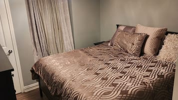 1 bedroom, free WiFi, bed sheets