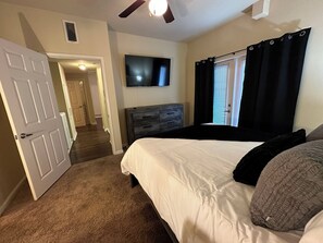 2 chambres, fer et planche à repasser, Wi-Fi, literie fournie