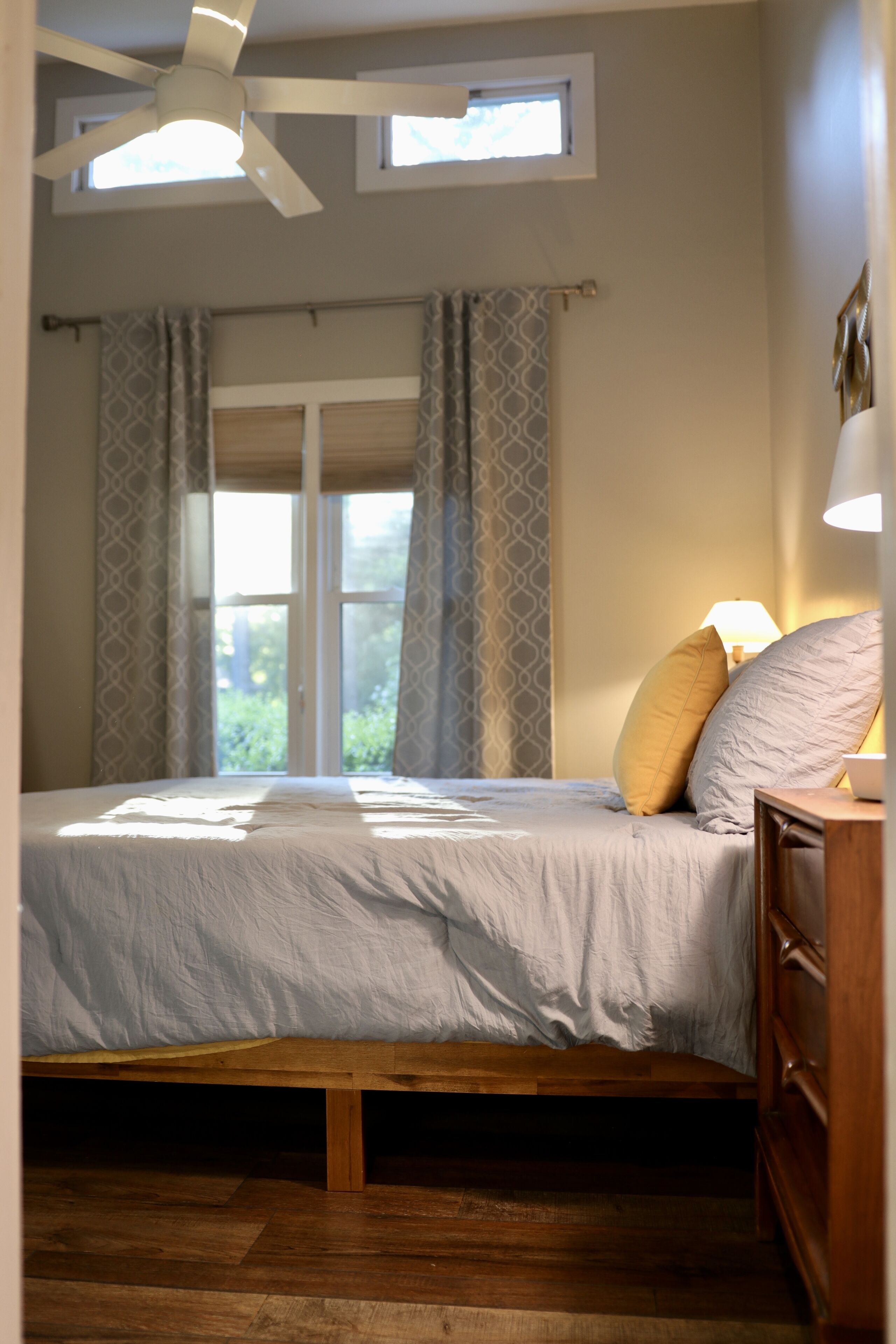2 bedrooms, desk, iron/ironing board, free WiFi
