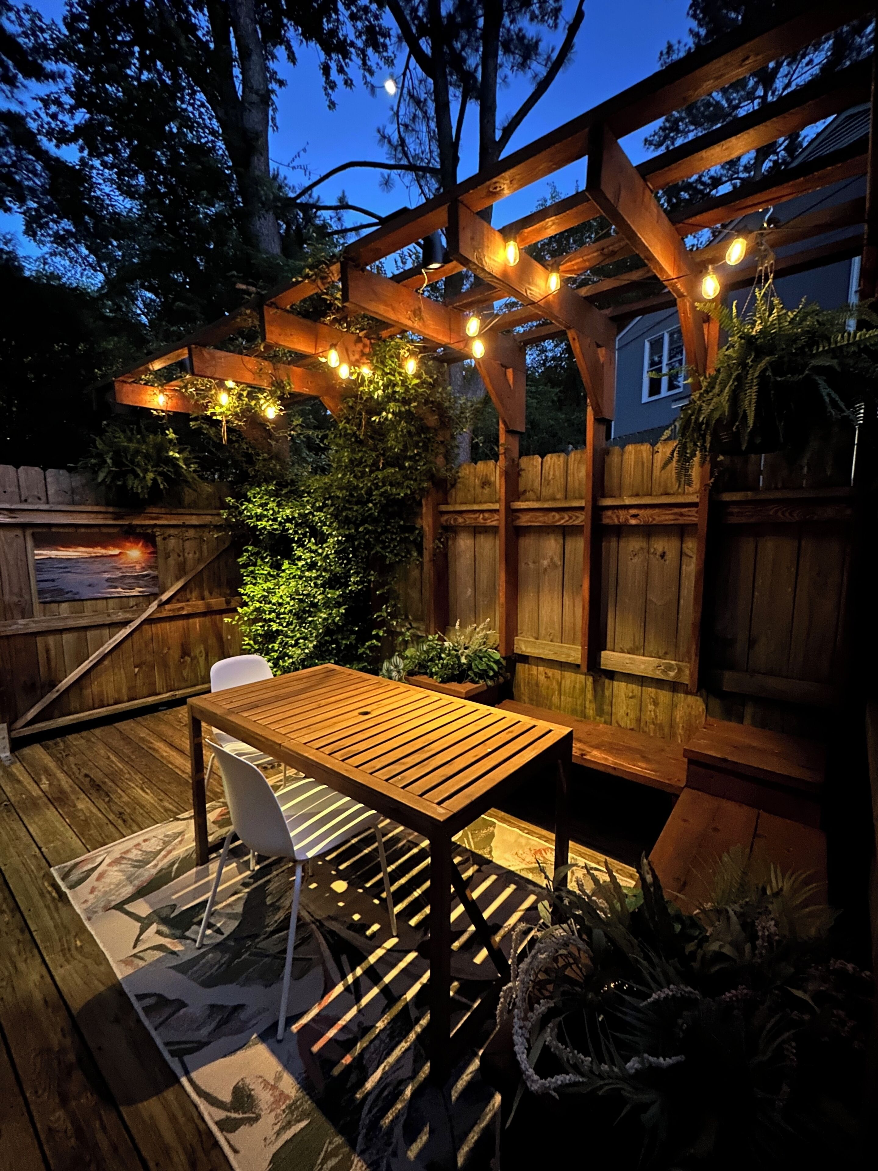 Outdoor dining