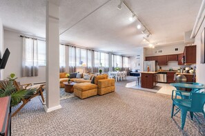 تلفزيون ذكي، كُتُب