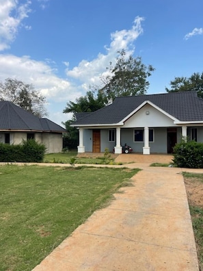 Front of property - Sega Lodge (Sega)