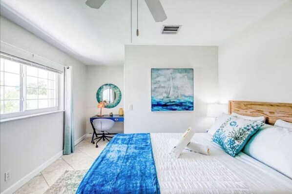2 bedrooms, desk, iron/ironing board, travel crib