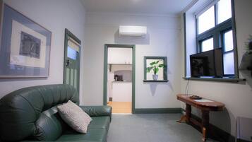 TV, offices