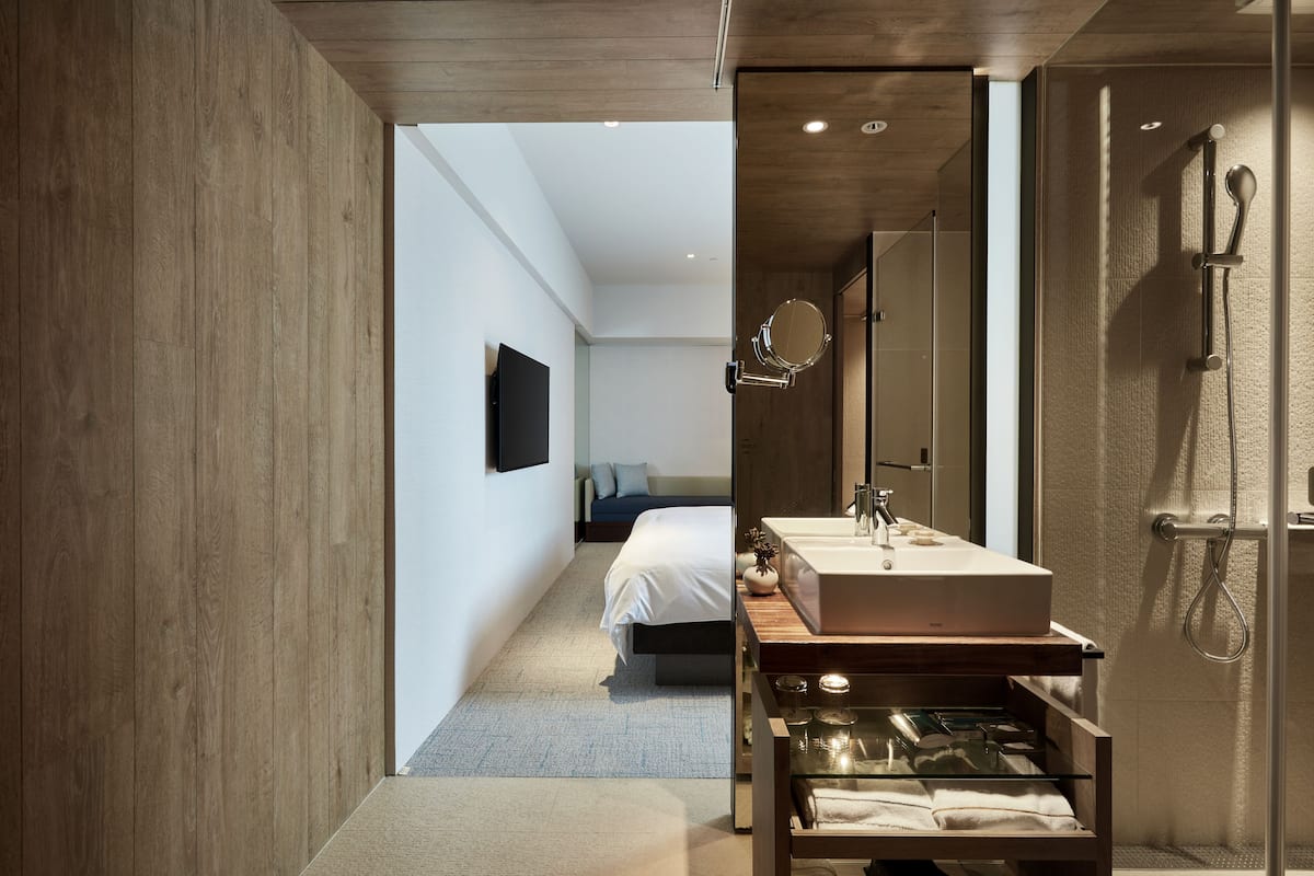 business double room | 1 bedroom, premium bedding, down duvets, in-room safe