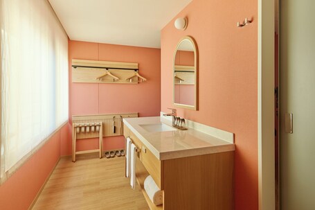 The Royal Park Hotel Ginza 6 chome - Image 15
