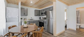 Completely renovated 2 bedroom apartment in quaint Celina