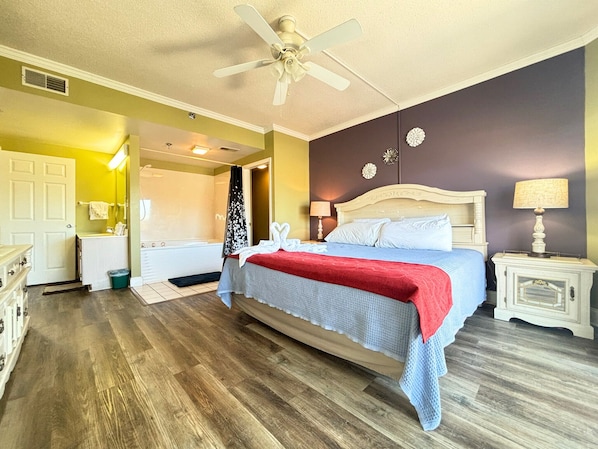 3 Schlafzimmer, Zimmersafe, Schreibtisch, Bügeleisen/Bügelbrett