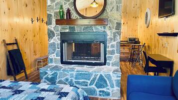 1 quarto, escrivaninha, ferros/tábuas de passar roupa, Wi-Fi