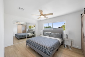 4 quartos, ferros/tábuas de passar roupa, Wi-Fi, roupa de cama