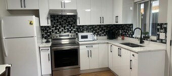 Spacious 2 bed 1 bath suit in West Abbotsford 
