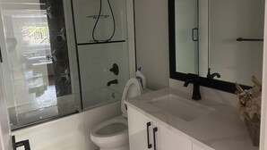 Uklassifisert bilde, 5 av 8, knapp