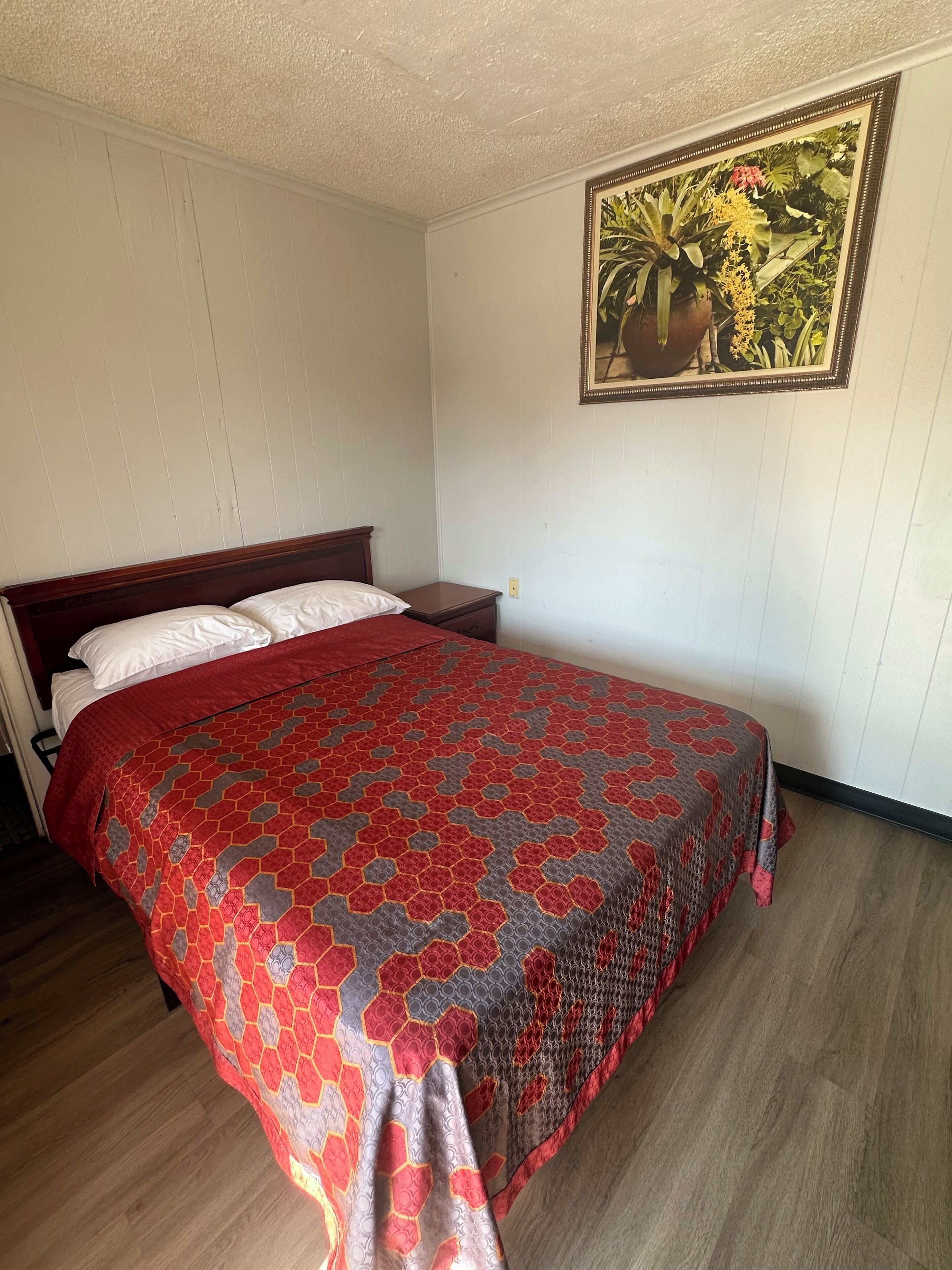 Standard Single Room, Ground Floor