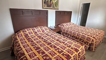 Basic Double or Twin Room | Desk, free WiFi, bed sheets