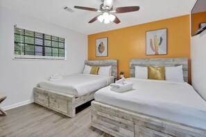 House, Accessible | 4 bedrooms - WR Robins Retreat 11bds Hot tub (Warner Robins)