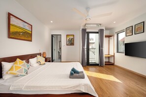 3 bedrooms, desk, iron/ironing board, travel crib - Beach Forest Villa (Thành phố Hội An)