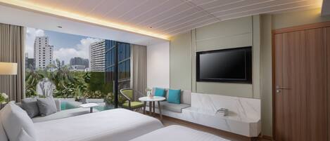 1 bedroom, premium bedding, minibar, in-room safe